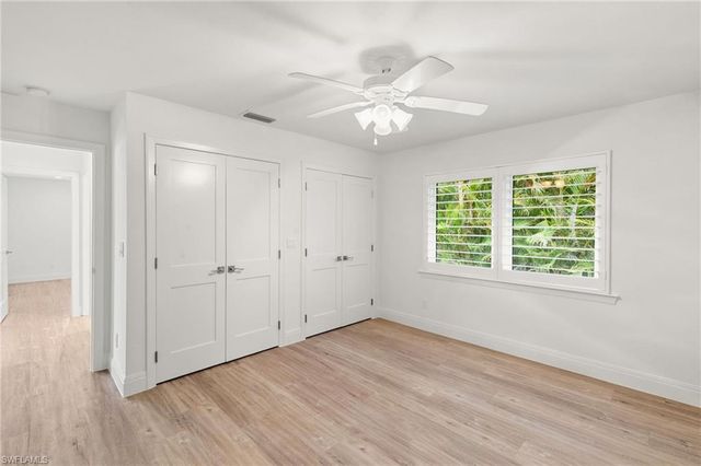 2178 Pine Woods CIR 25, Naples, FL 34105