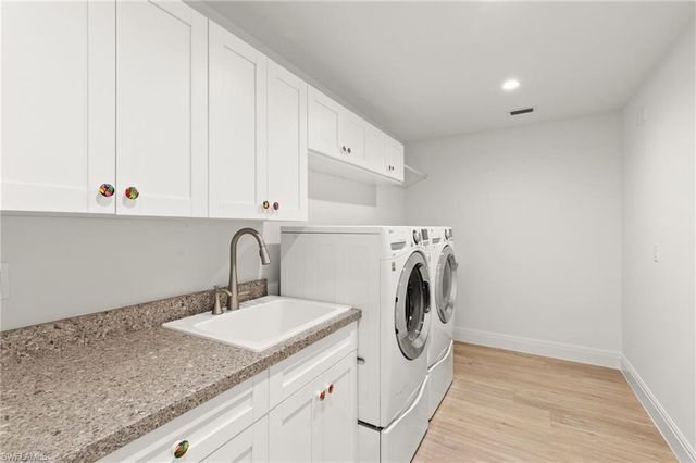 2178 Pine Woods CIR 25, Naples, FL 34105