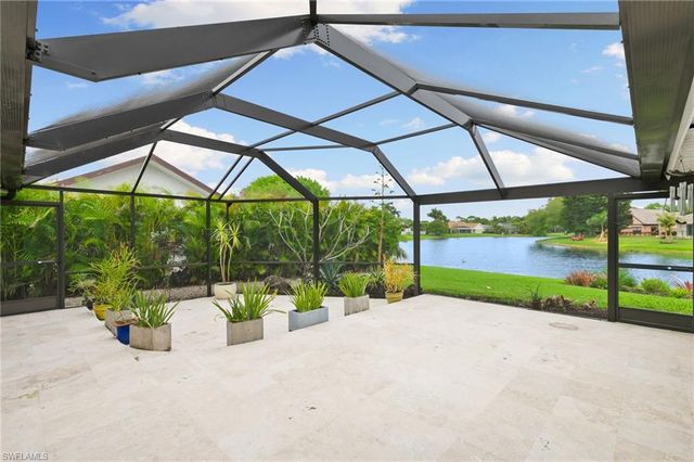 2178 Pine Woods CIR 25, Naples, FL 34105