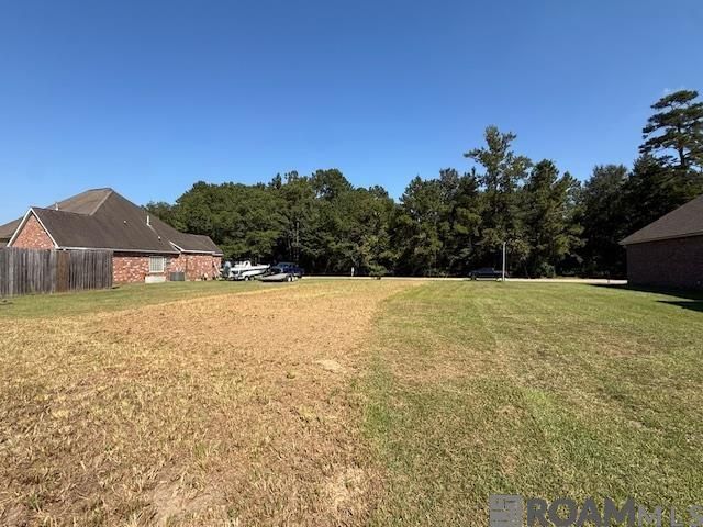 12844 Pendarvis Ln, Walker, LA 70785