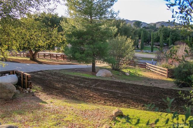 40994 Calle Bandido, Murrieta, CA 92562