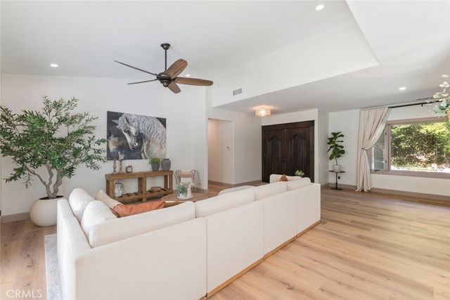 40994 Calle Bandido, Murrieta, CA 92562