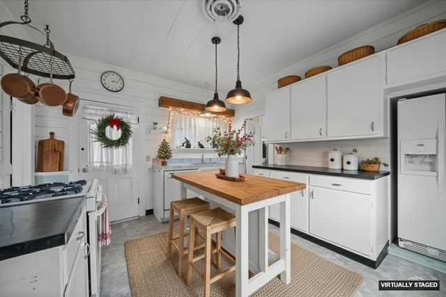 309 E 3rd Street, Sandwich, IL 60548