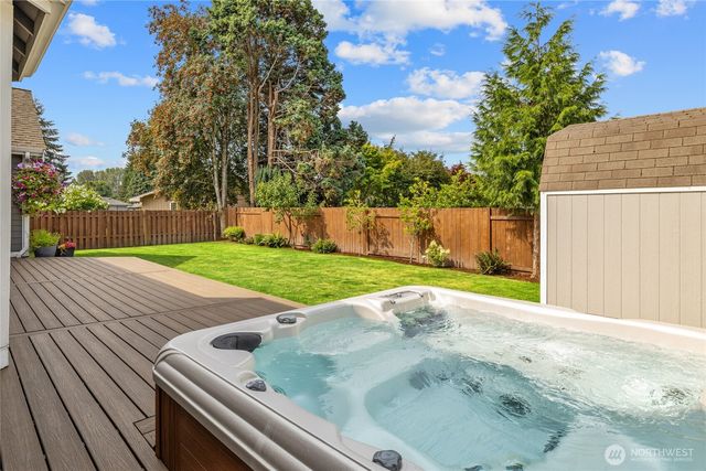 418 20th Street NW, Puyallup, WA 98371