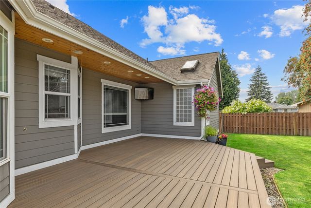 418 20th Street NW, Puyallup, WA 98371
