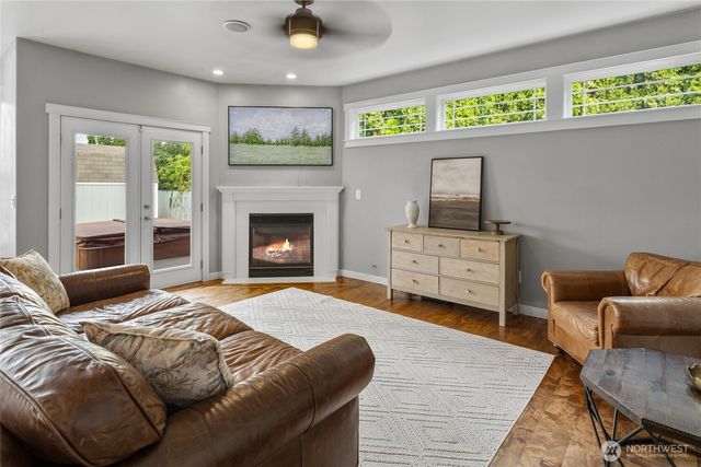 418 20th Street NW, Puyallup, WA 98371