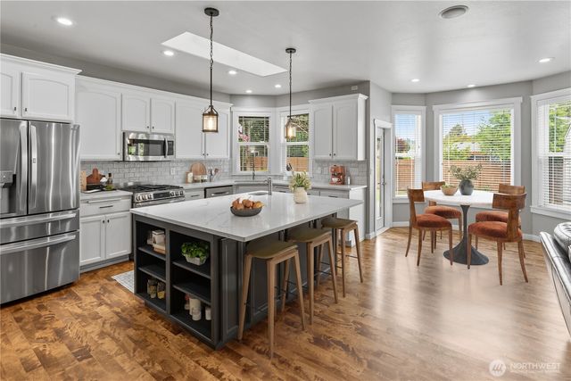 418 20th Street NW, Puyallup, WA 98371