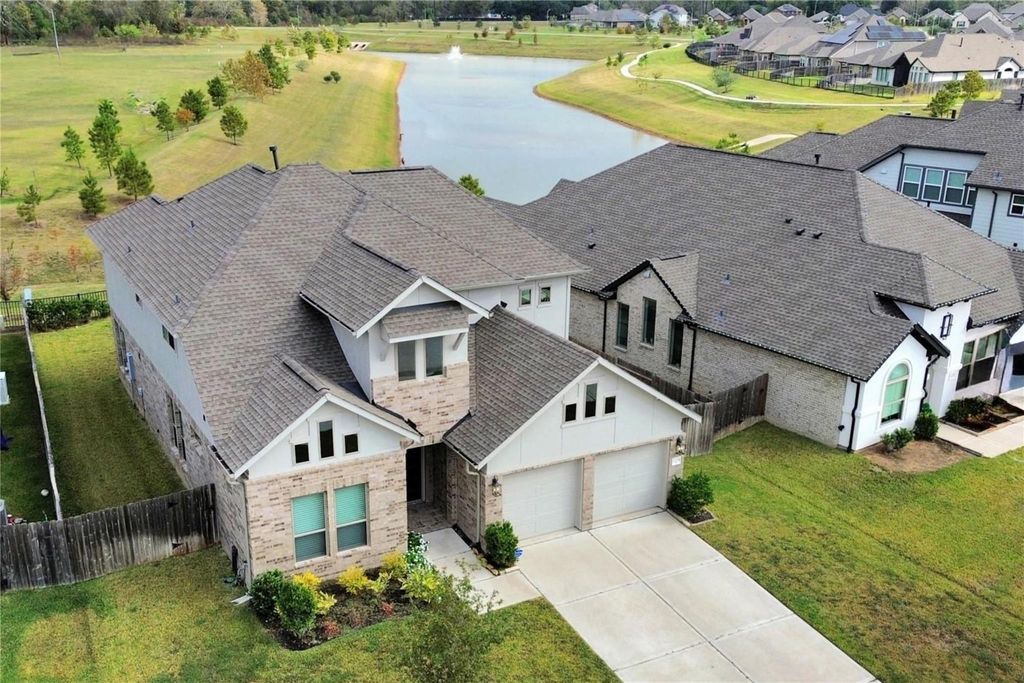 1334 Wild Mustang Trail, Richmond, TX 77406