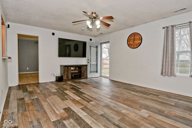 5745 Prairie Meadow Drive, Indianapolis, IN 46221