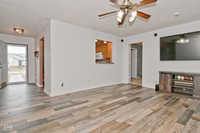 5745 Prairie Meadow Drive, Indianapolis, IN 46221