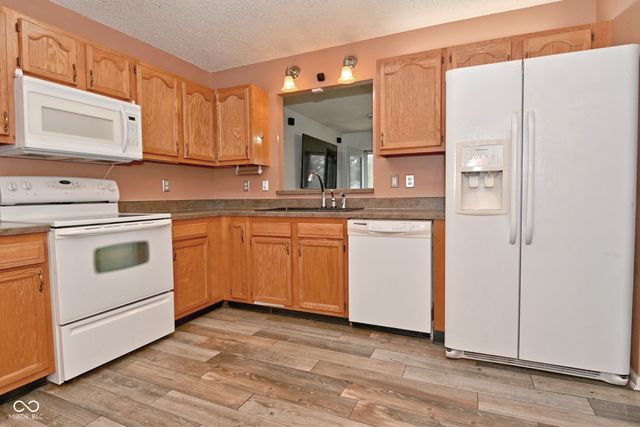 5745 Prairie Meadow Drive, Indianapolis, IN 46221