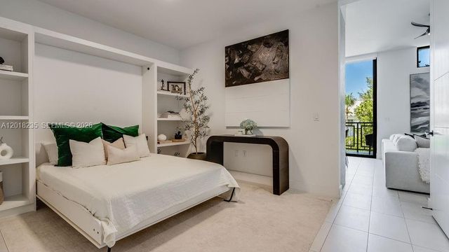 1030 15th St 201, Miami Beach, FL 33139