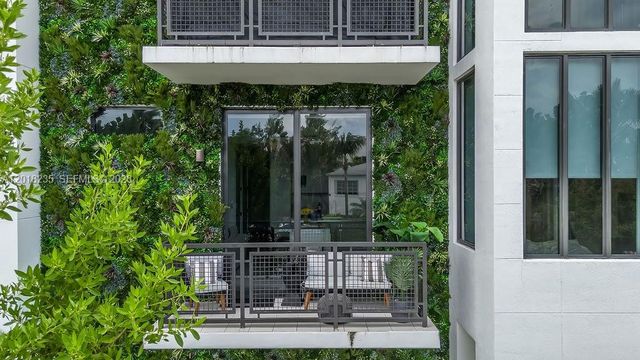 1030 15th St 201, Miami Beach, FL 33139