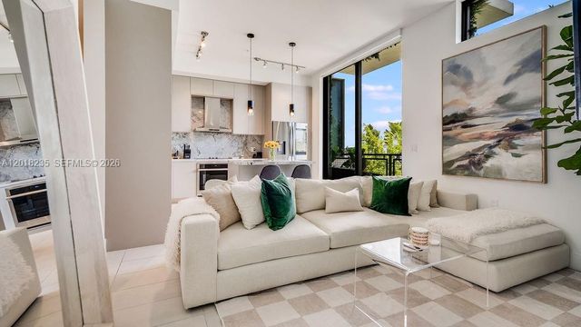 1030 15th St 201, Miami Beach, FL 33139