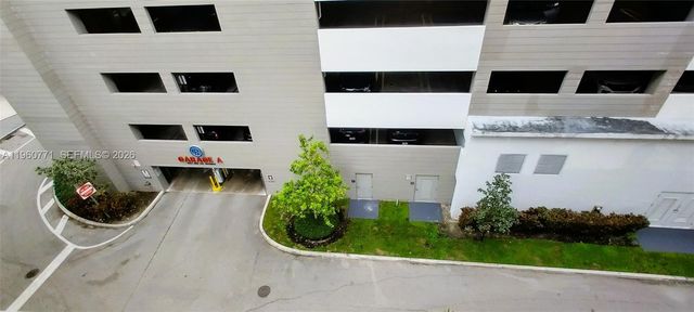 7661 NW 107th Ave 501, Doral, FL 33178