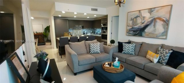 7661 NW 107th Ave 501, Doral, FL 33178