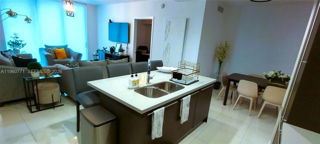 7661 NW 107th Ave 501, Doral, FL 33178