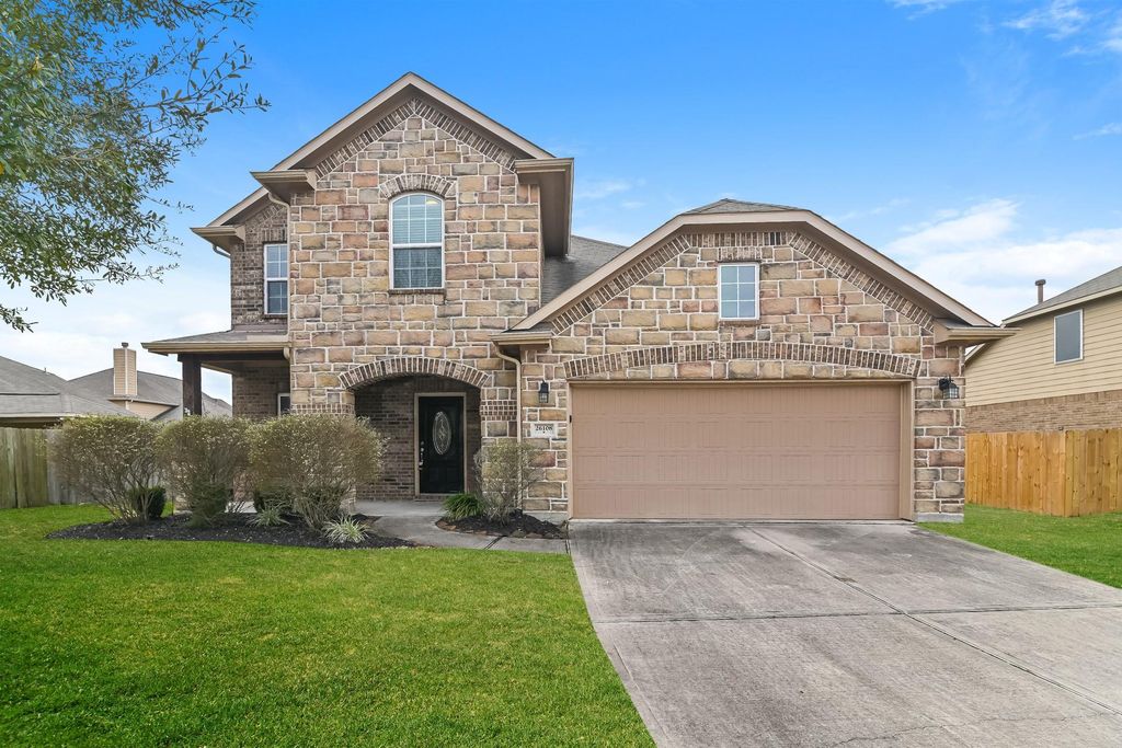 26108 Knights Tower Court, Kingwood, TX 77339