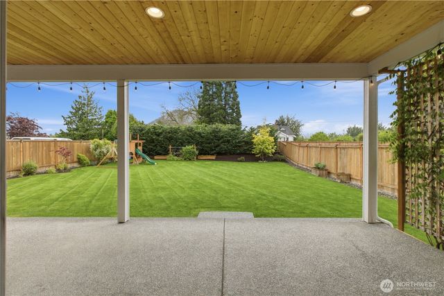 164 Hogan Drive, Enumclaw, WA 98022