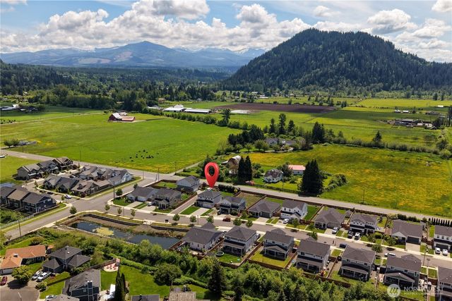 164 Hogan Drive, Enumclaw, WA 98022