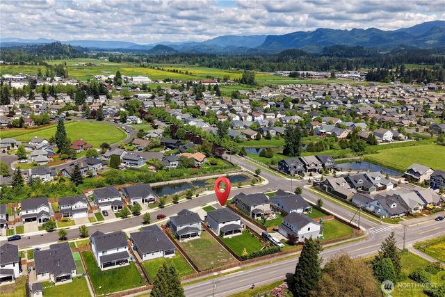 164 Hogan Drive, Enumclaw, WA 98022