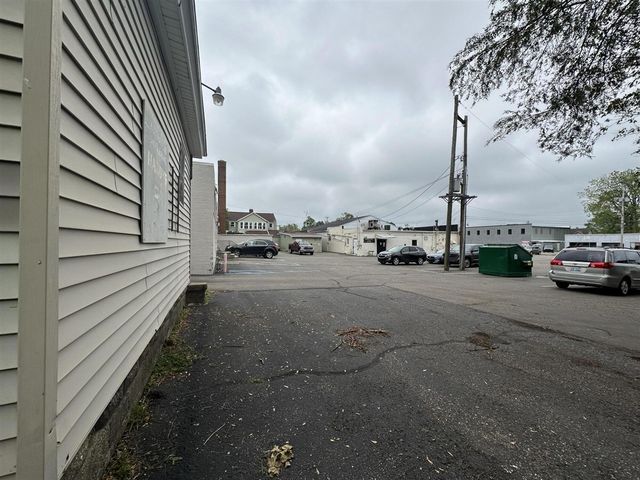 127 W Territorial Road, Battle Creek, MI 49015