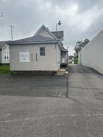 127 W Territorial Road, Battle Creek, MI 49015