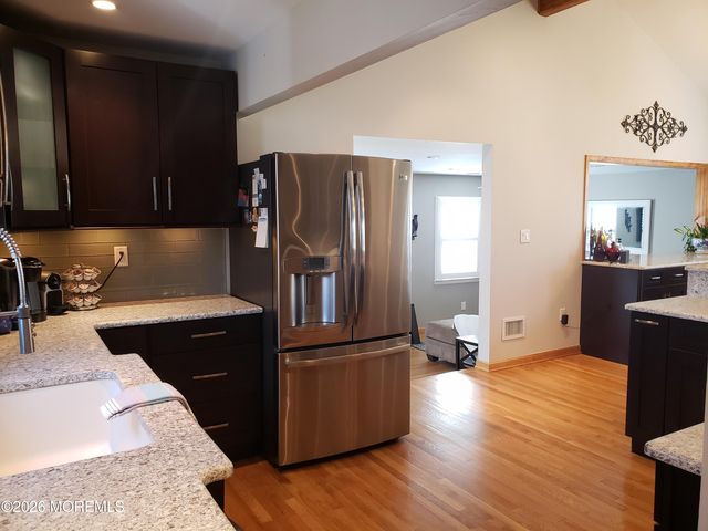 9 Winthrop Place, Hazlet, NJ 07730