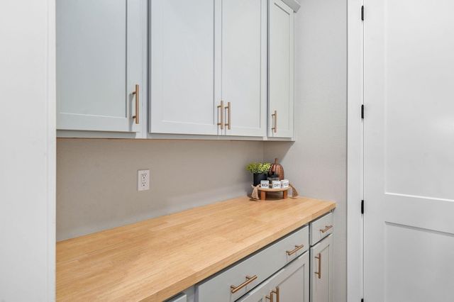 1252 S Wilder Trail, Republic, MO 65738