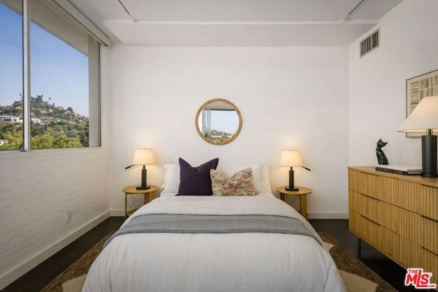 4455 Los Feliz Boulevard 708, Los Angeles, CA 90027