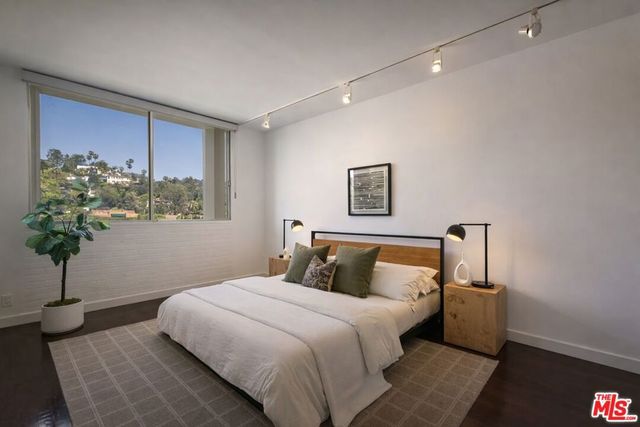 4455 Los Feliz Boulevard 708, Los Angeles, CA 90027