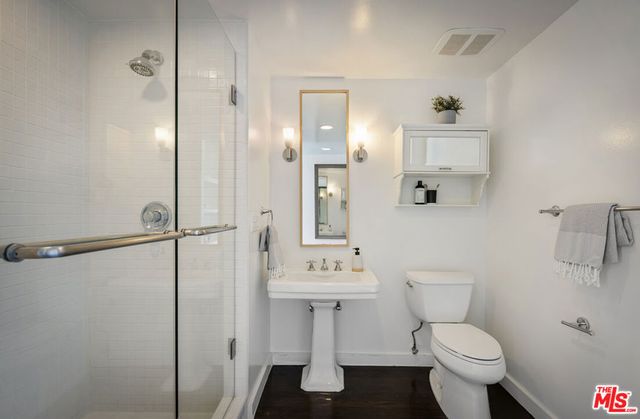 4455 Los Feliz Boulevard 708, Los Angeles, CA 90027