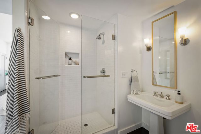 4455 Los Feliz Boulevard 708, Los Angeles, CA 90027