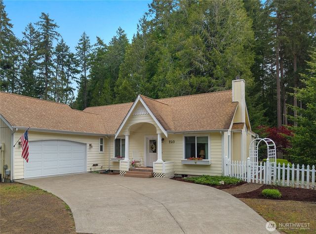 240 E Aycliffe Drive, Shelton, WA 98584