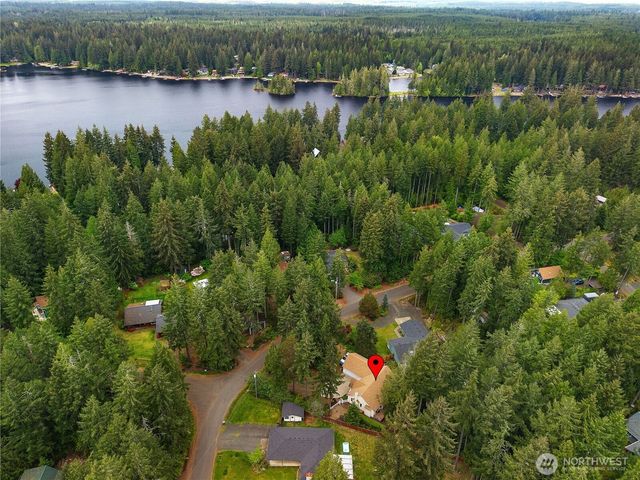 240 E Aycliffe Drive, Shelton, WA 98584