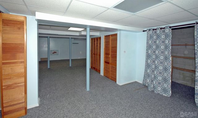 48 Astor Court, Sayreville, NJ 08872