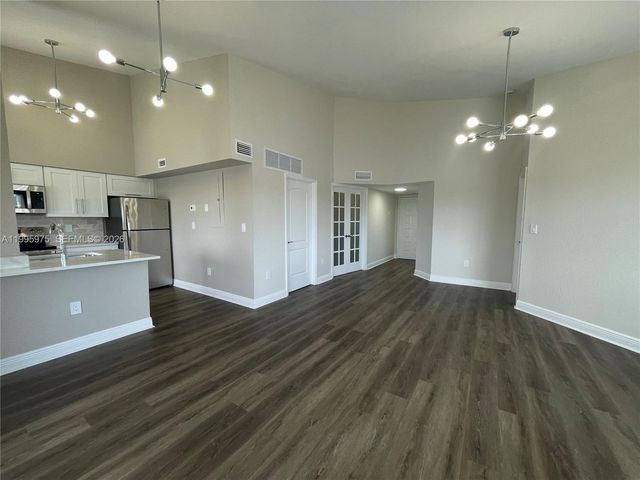 2850 N Oakland Forest Dr 305, Oakland Park, FL 33309