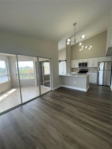 2850 N Oakland Forest Dr 305, Oakland Park, FL 33309