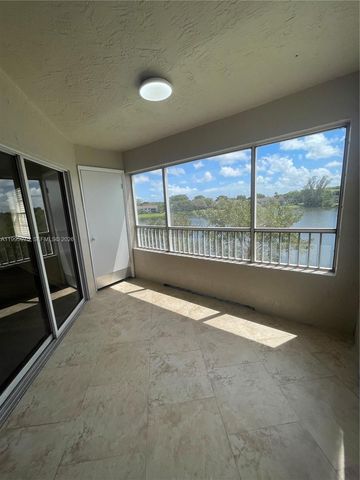 2850 N Oakland Forest Dr 305, Oakland Park, FL 33309