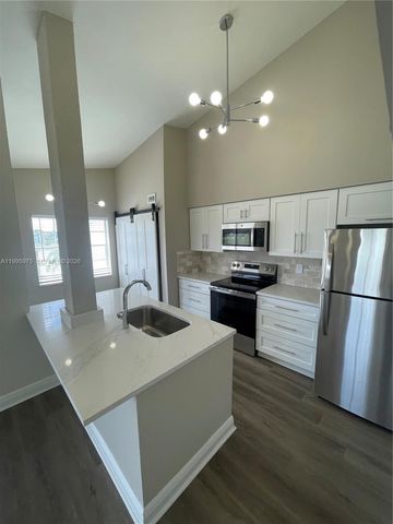 2850 N Oakland Forest Dr 305, Oakland Park, FL 33309