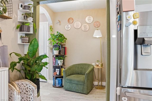 1837 N Lakeland DR, Norfolk, VA 23518