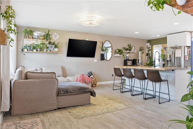 1837 N Lakeland DR, Norfolk, VA 23518