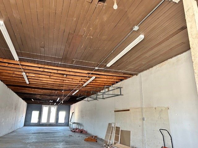 210 W Main, Denison, TX 75020