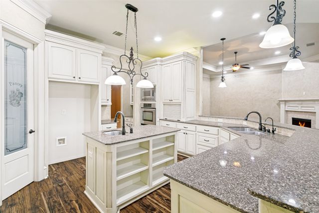 5605 Reatta Place, Colleyville, TX 76034