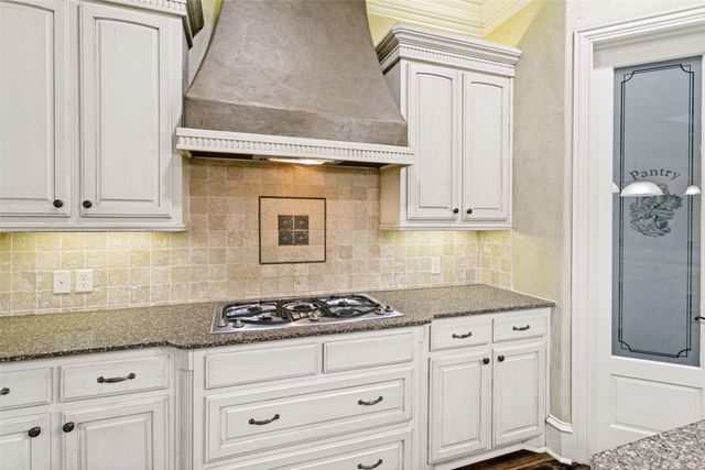 5605 Reatta Place, Colleyville, TX 76034