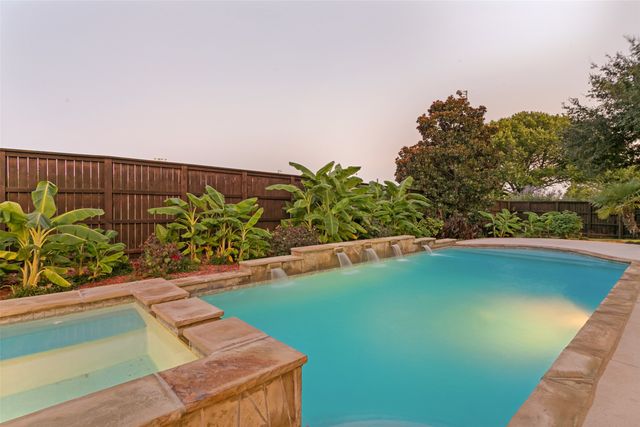 5605 Reatta Place, Colleyville, TX 76034
