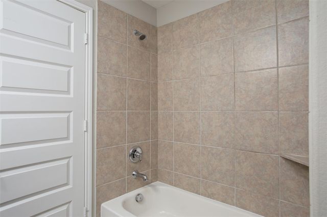 1976 Honey Meadow Lane, Pearland, TX 77089