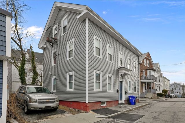 2 Young Avenue, Providence, RI 02908