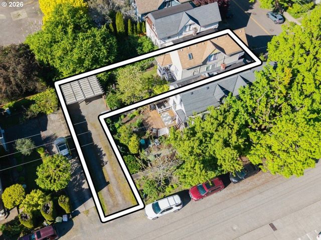 3627 S CORBETT Ave, Portland, OR 97239