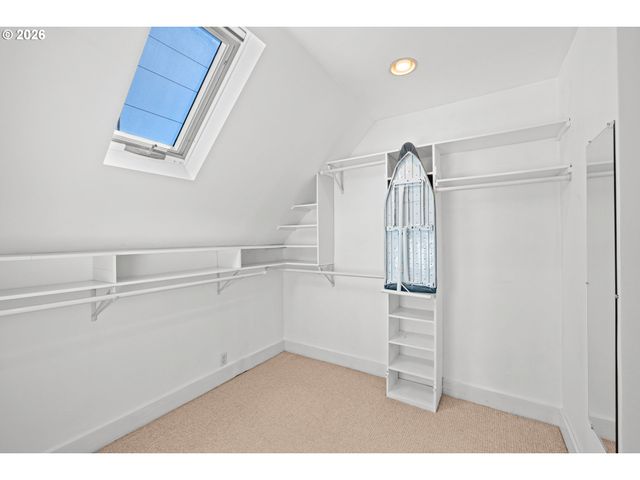 3627 S CORBETT Ave, Portland, OR 97239